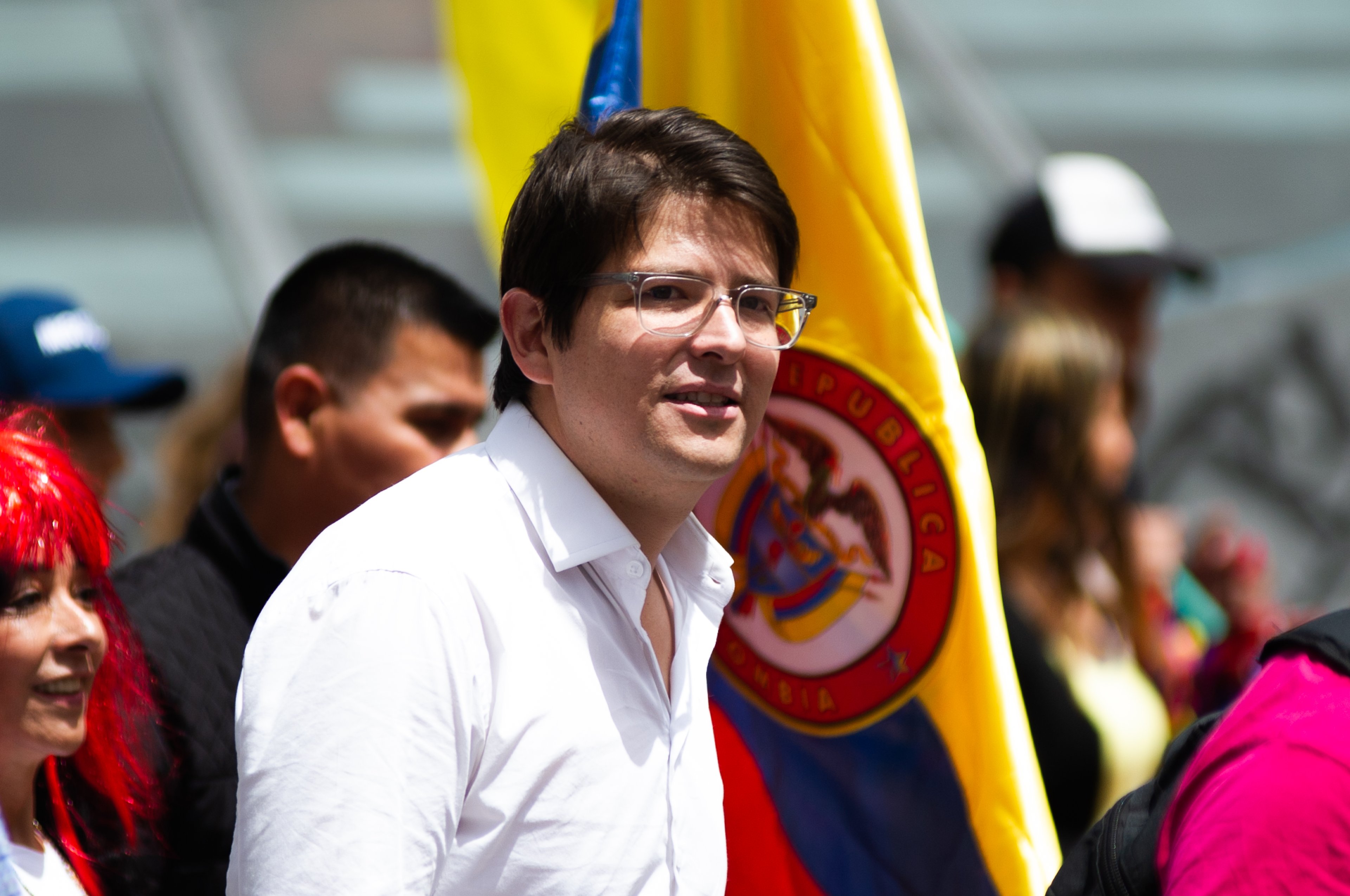 Miguel Uribe, pré-candidato presidencial baleado na Colômbia, segue em estado grave